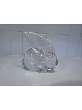 Steuben Crystal Art Glass Figurine Bunny Rabbit Paperweight